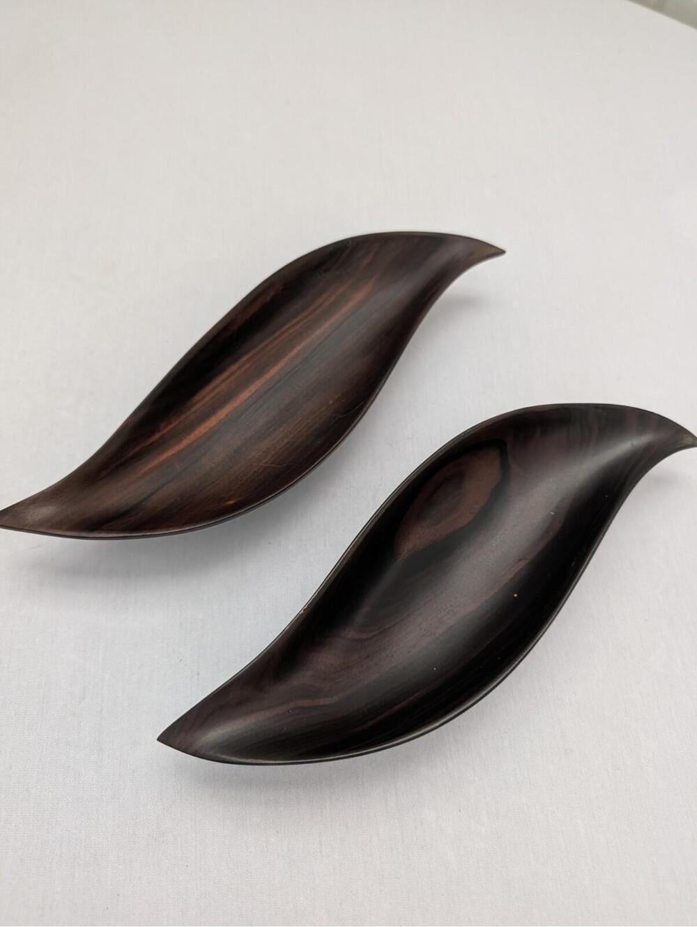 Rare Kamagong MidCentury Leaf Bowls Set 2 Phillipines Hibiscus Brand Ironwood